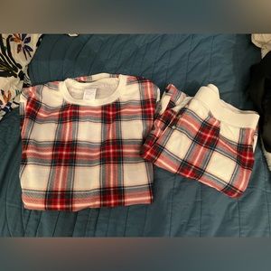 Target stars above jogger sets.  Size large.